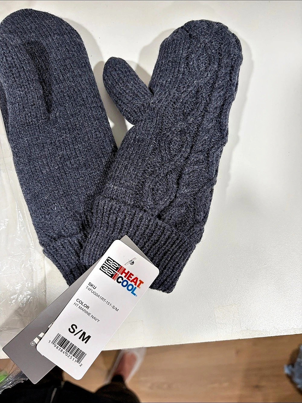 Heat Holders Winter Mittens in Gray S/M NWT